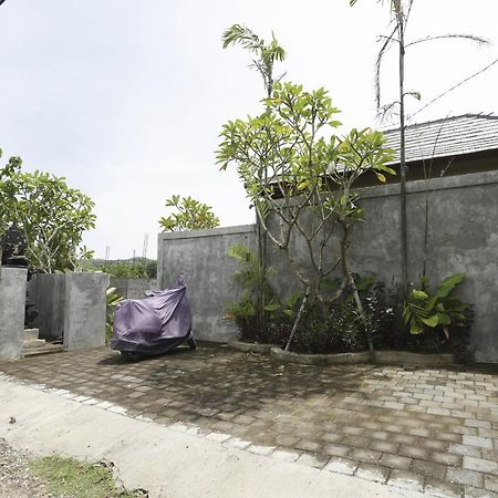 Uma Bingin Villa ペチャトゥ エクステリア 写真